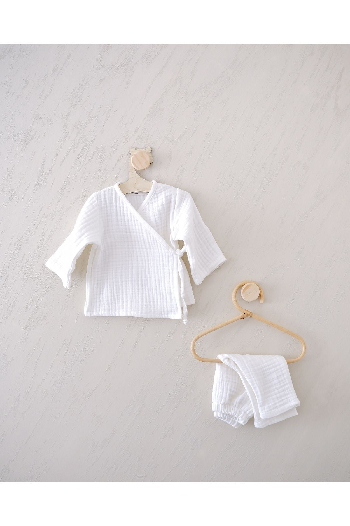 White hospital set